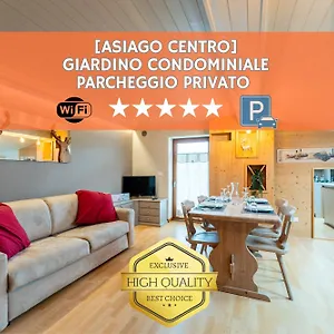 Super Attico Con Wi-fi & Parcheggio In Giardino Appartamento